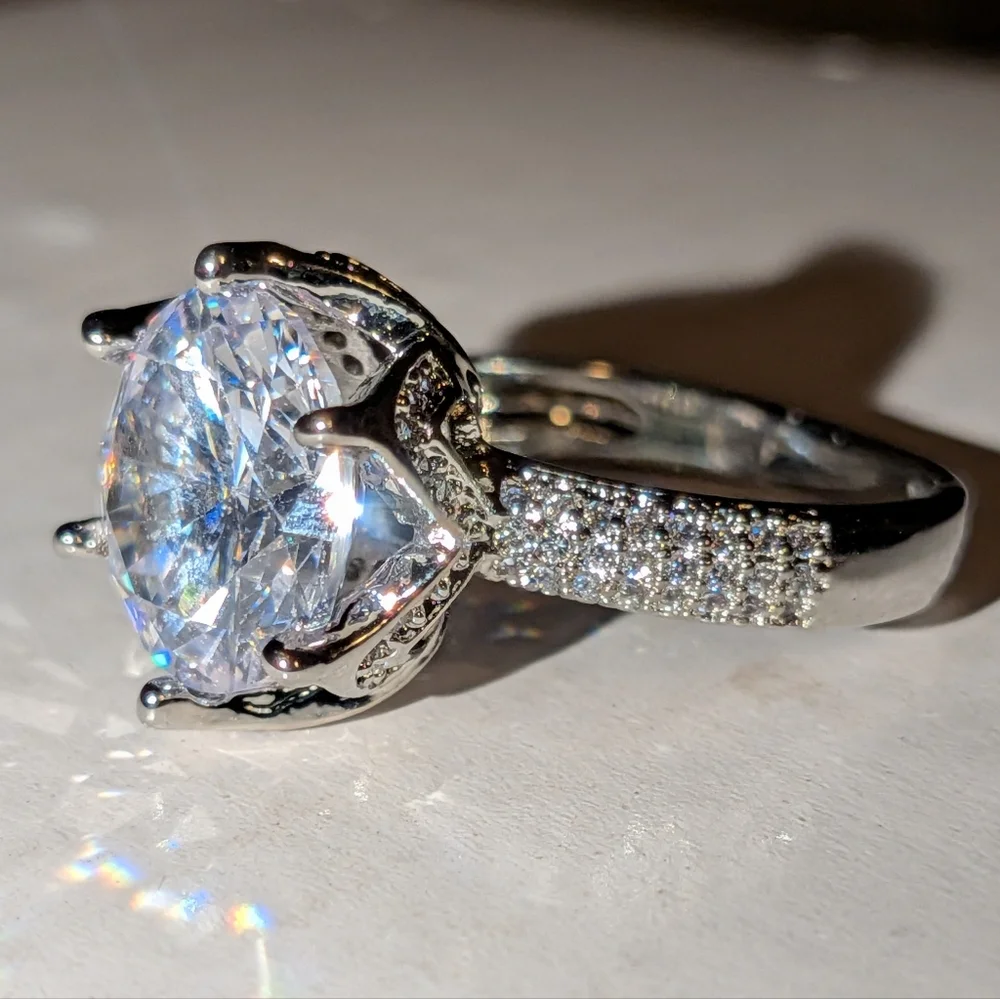 Stunning 925 Sterling silver diamond  wedding ring sz 6